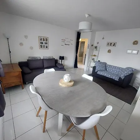 Le Cosy De Blanchepierre, *